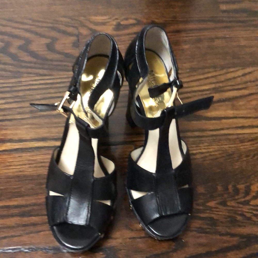 Michael Kors -  black size 6